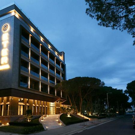 Eter Hotel Golem  Extérieur photo