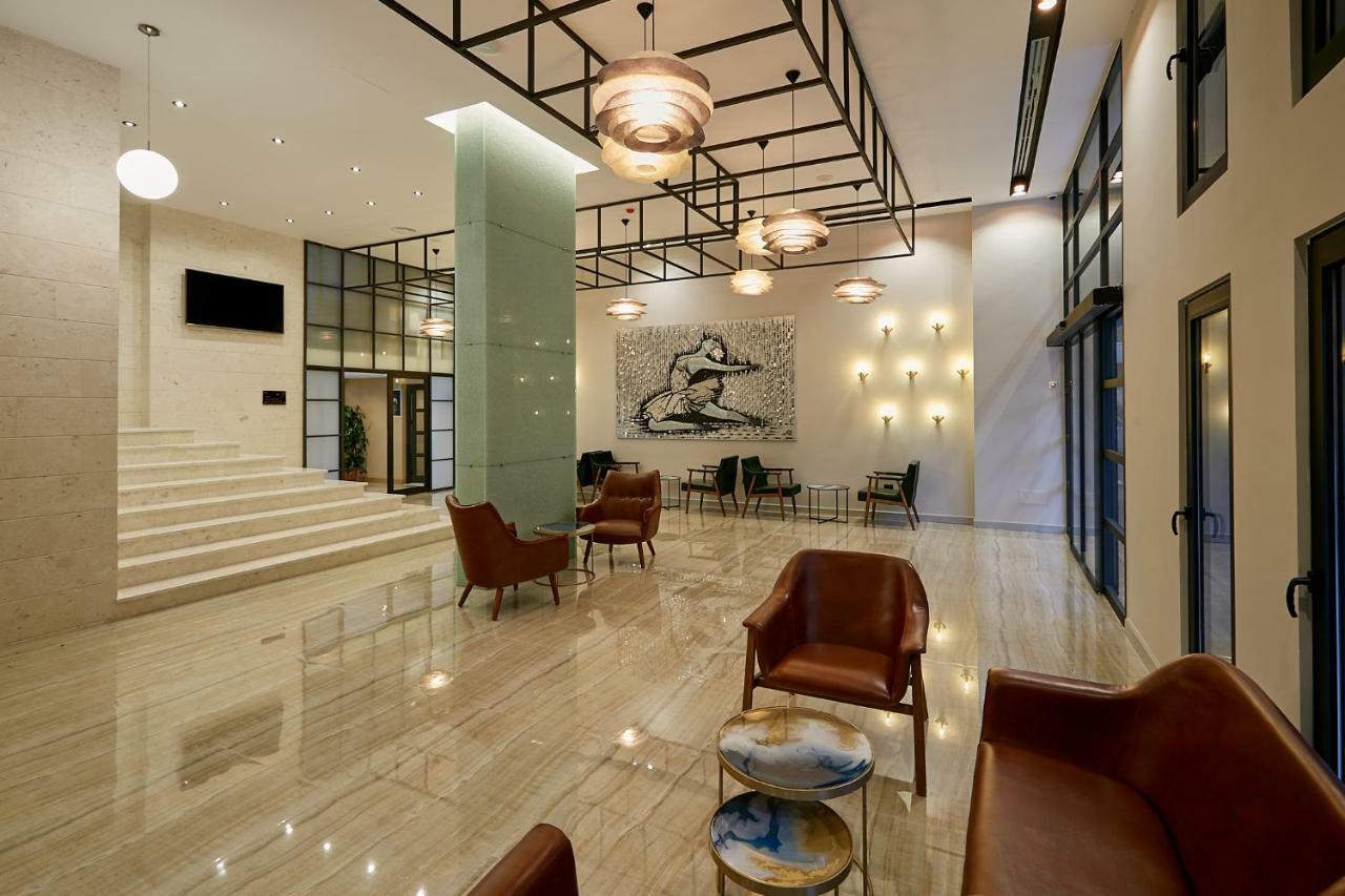 Eter Hotel Golem  Extérieur photo